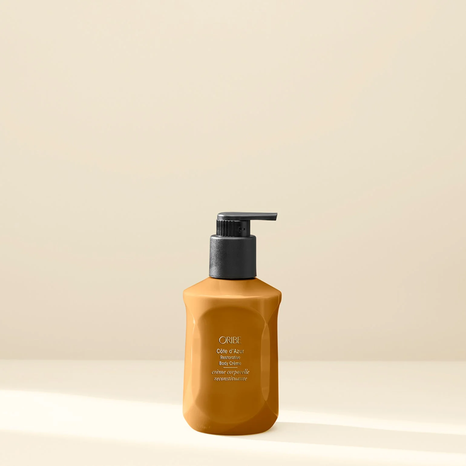 155-co-te-d-azur-restorative-body-cre-me-1.webp Côte d’Azur Restorative Body Crème