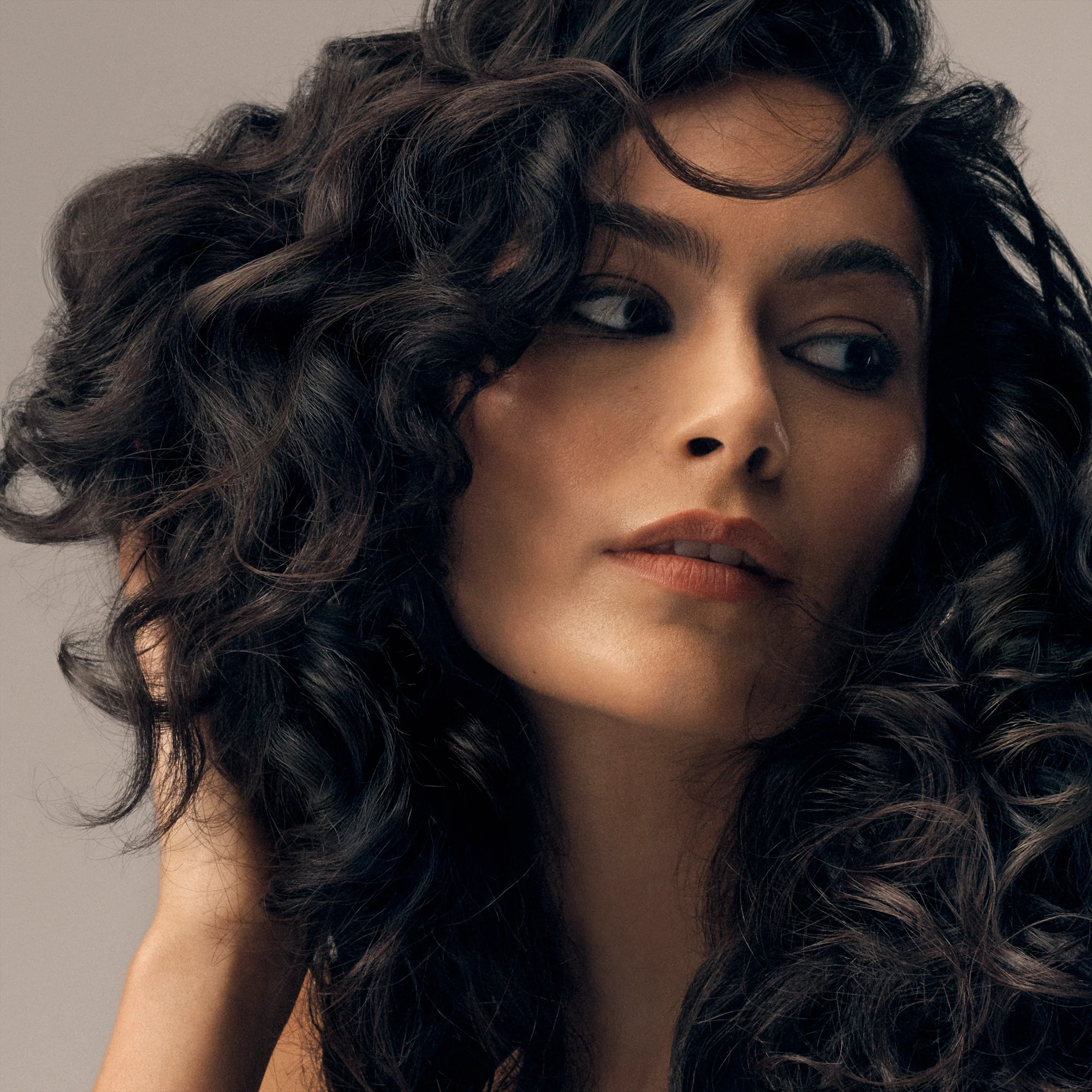 172-curl-shaping-mousse-3.webp Curl Shaping Mousse