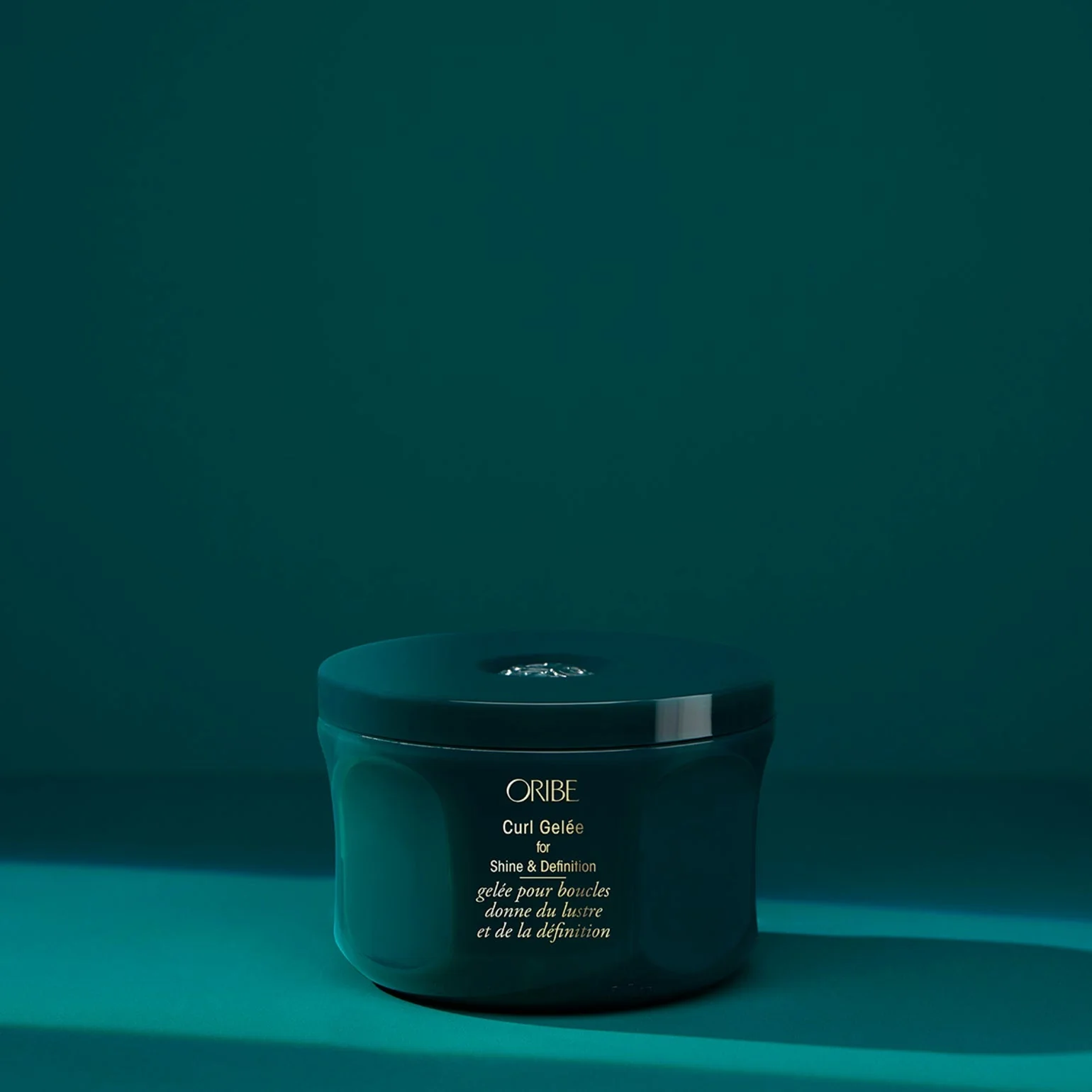 185-curl-gele-e-for-shine-definition-1.webp Curl Gelée for Shine & Definition