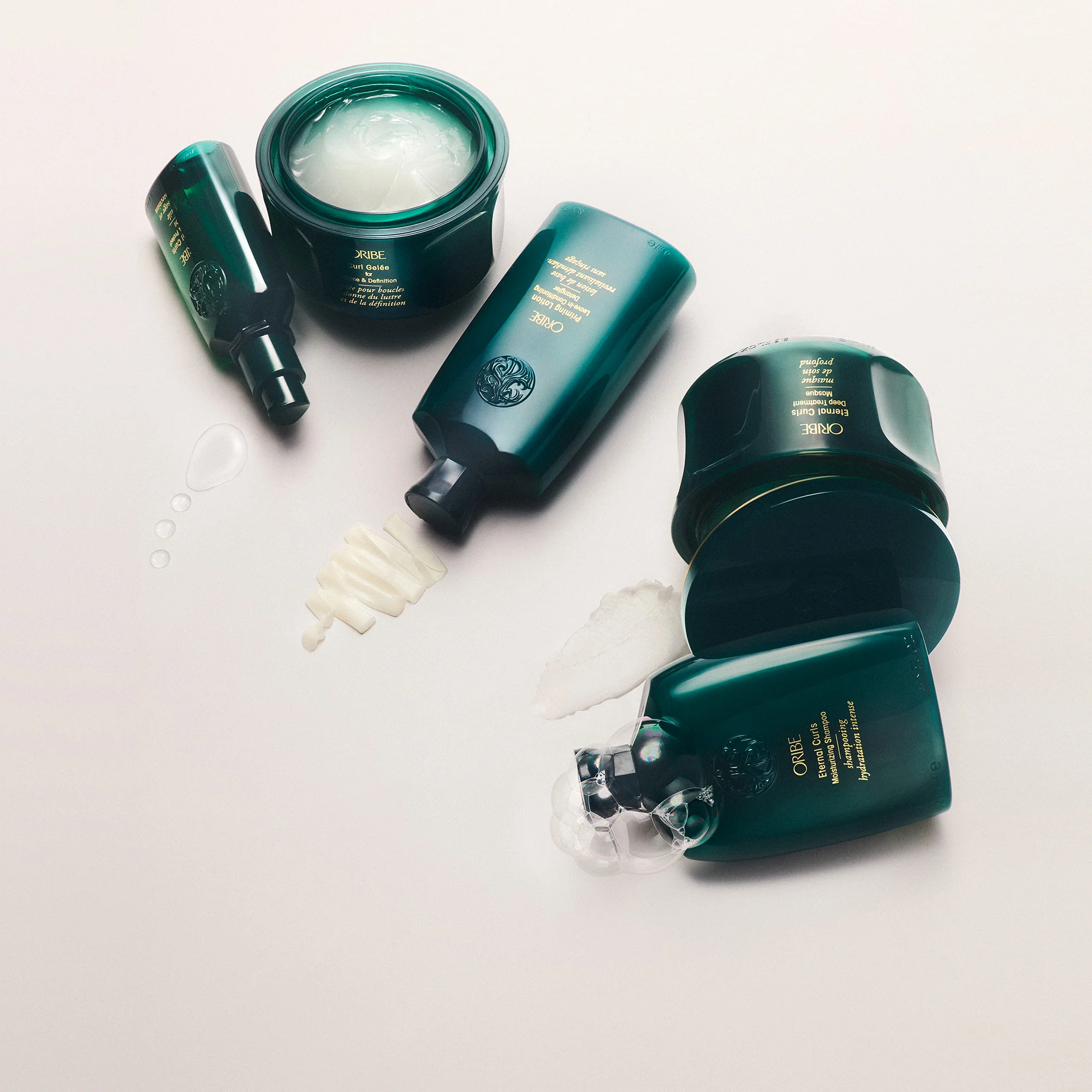 185-curl-gele-e-for-shine-definition-8.webp Curl Gelée for Shine & Definition