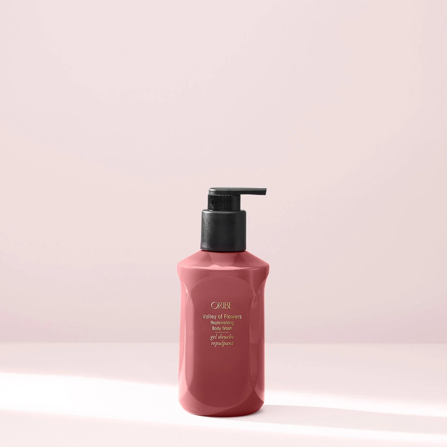 204-valley-of-flowers-replenishing-body-wash-1.webp Valley of Flowers Replenishing Body Wash