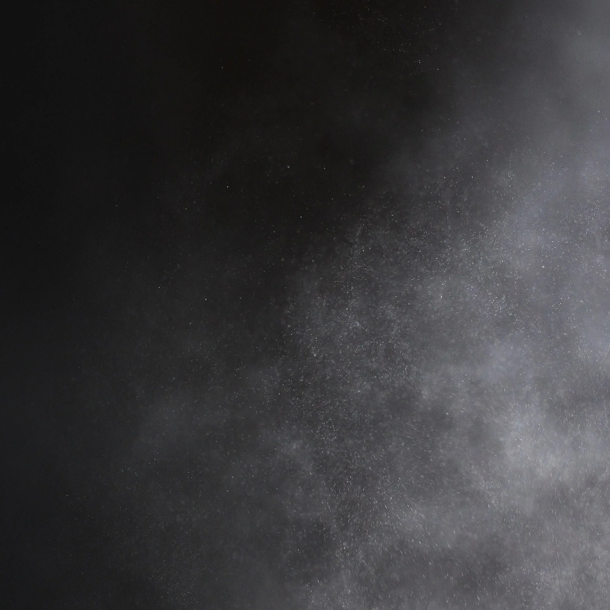 31-dry-texturizing-spray-15.webp Dry Texturizing Spray