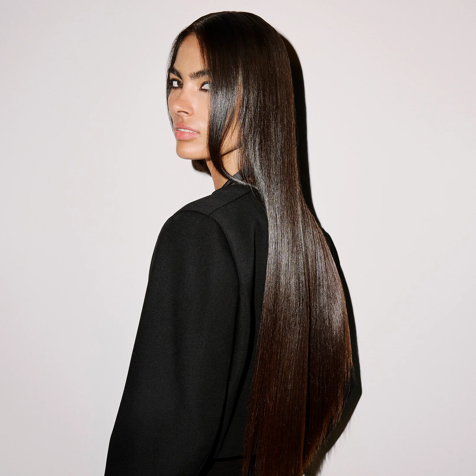 86-supershine-hydrating-shampoo-14.webp Supershine Hydrating Shampoo